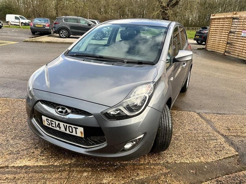 Used Hyundai ix20 Active 90 HP (66 kW) 2014 Grey Hatchback