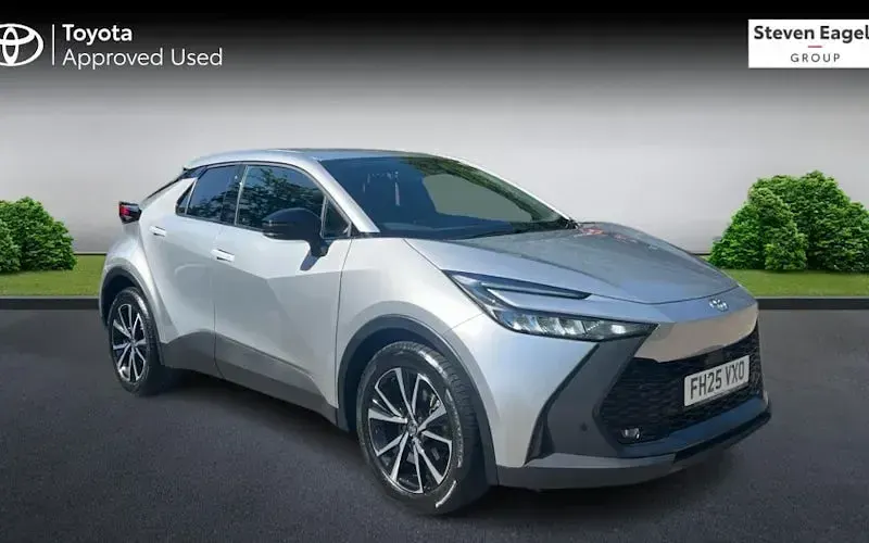 Used Toyota C-HR Design 140 HP (102 kW) 2025 SUV