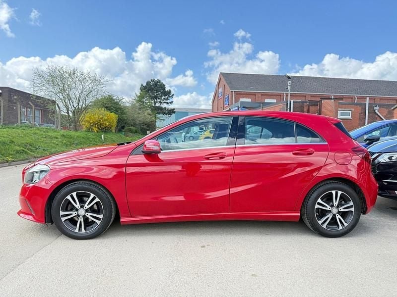 Used Mercedes A180 SE 2016 Red Hatchback