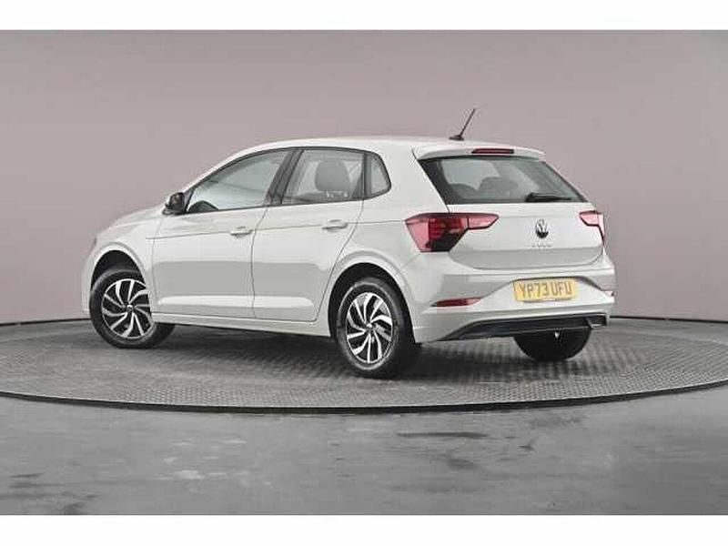 Used VW Polo Life 80 HP (58 kW) 2023 Grey Hatchback