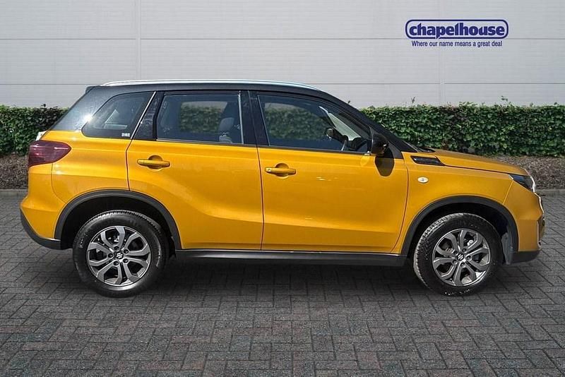 Second-hand Suzuki Vitara SZ4 140 CP (102 kW) 2022 SUV
