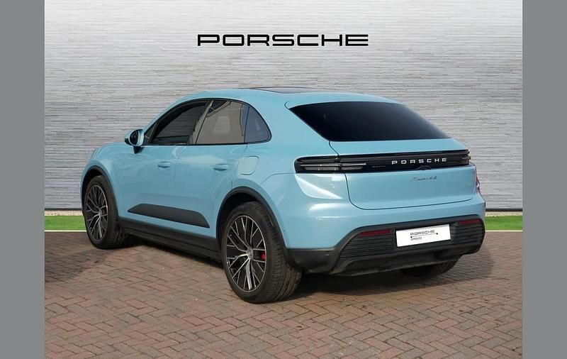 New Porsche Macan 374 kW (509 HP) 2025 Blue SUV