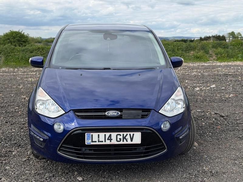 Begagnad Ford S-MAX Titanium 163 HK (119 kW) 2014 Blå Minibuss