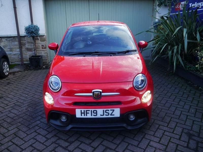 Used Abarth 595 145 HP (106 kW) 2019 Red Hatchback