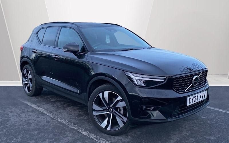 Used 2025 Volvo XC40 Plus SUV | £29,767 (Fair price) - Image 1/4