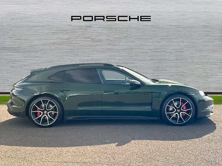 Used Porsche Taycan Black Edition 439 kW (598 HP) 2026 Green Estate