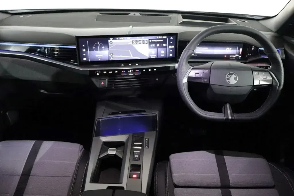 Nouă Vauxhall Grandland X Ultimate 2025 Alb SUV