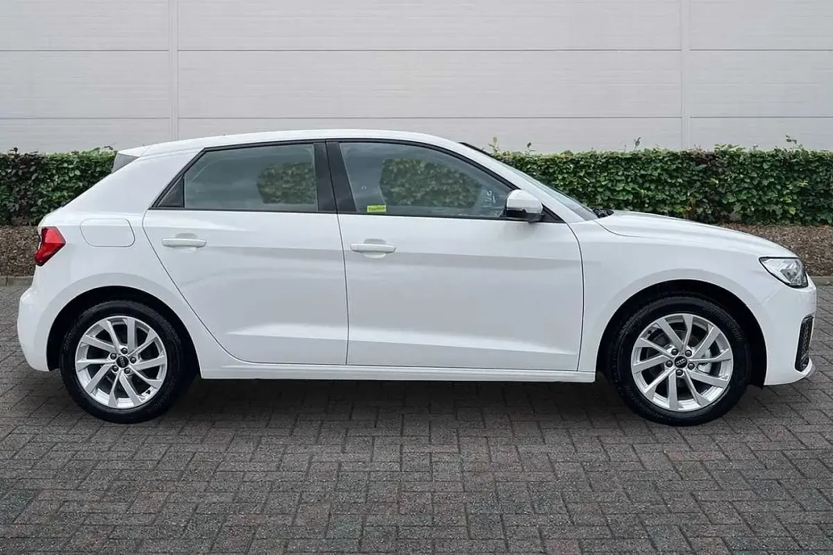 Used Audi A1 Sport 94 HP (69 kW) 2026 Shell white, solid SUV