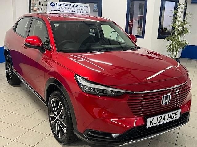 Crystal red pearl Used 2024 Honda HR-V Advance SUV | £25,995 (Fair price) - Image 1/4
