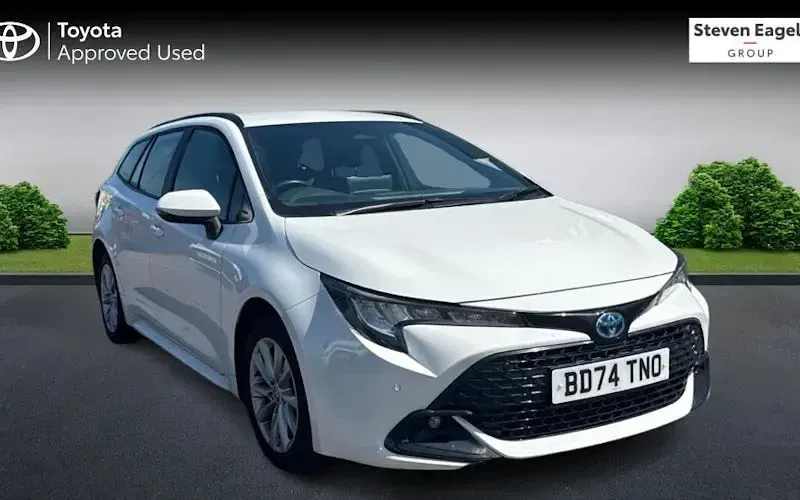 Used Toyota Corolla 140 HP (102 kW) 2026 Estate