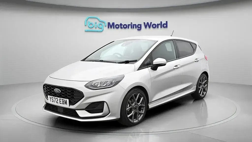 Used Ford Fiesta ST-Line 125 HP (91 kW) 2021 Silver Hatchback