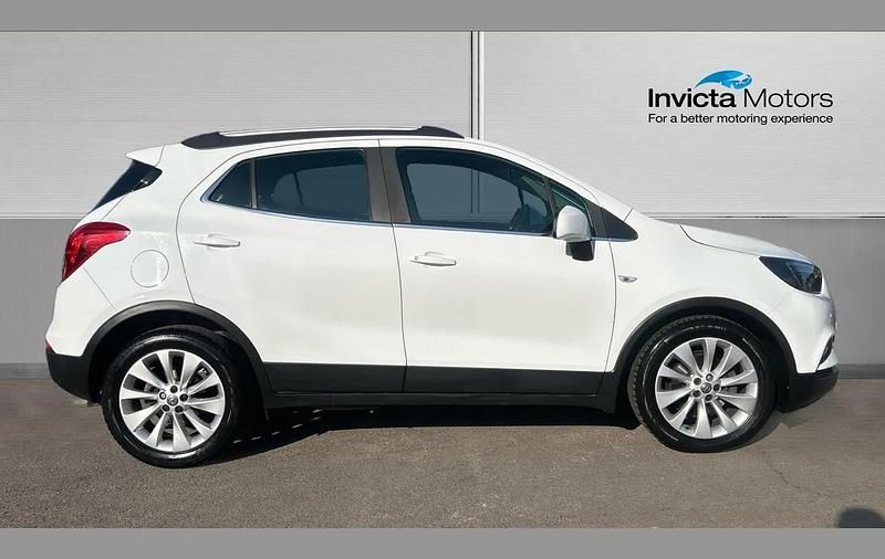 Used Vauxhall Mokka X 140 HP (102 kW) 2019 White SUV