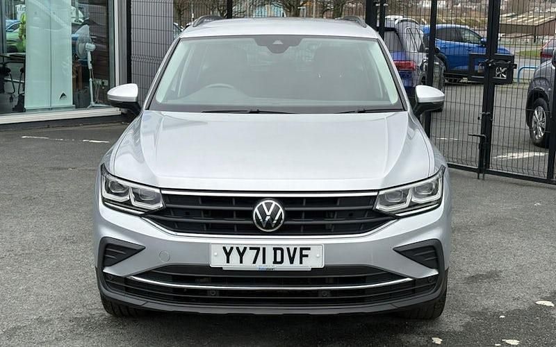 Used VW Tiguan Life 245 HP (180 kW) 2023 SUV