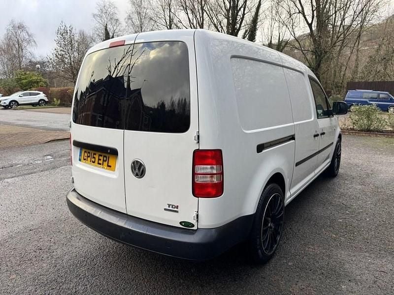 Used VW Caddy Maxi Startline 102 HP (75 kW) 2015 White MPV