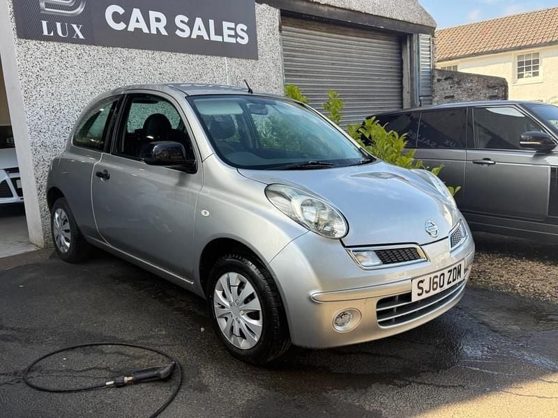 Usado Nissan Micra Visia 2010 Prateado Citadino