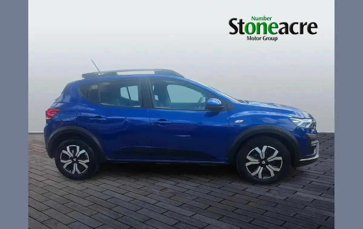 Used Dacia Sandero Prestige 90 HP (66 kW) 2022 Blue Hatchback