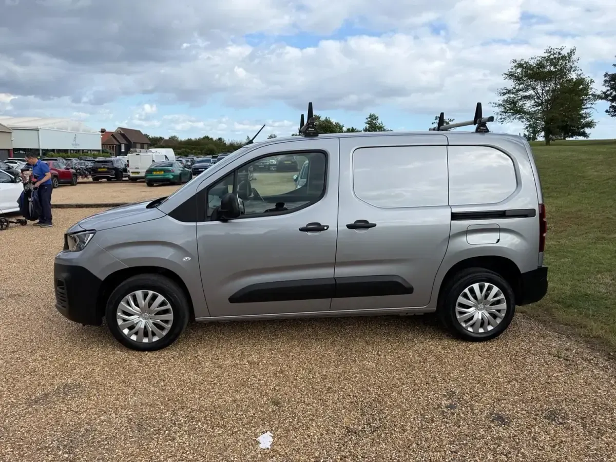 Used Peugeot Partner 2021 Grey MPV