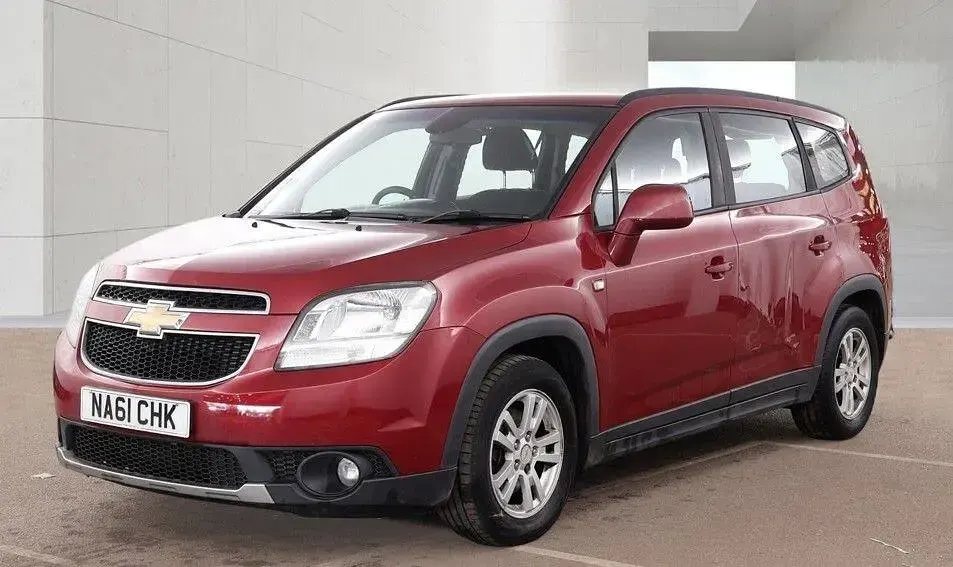 Begagnad Chevrolet Orlando LT 141 HK (103 kW) 2011 Röd Minibuss