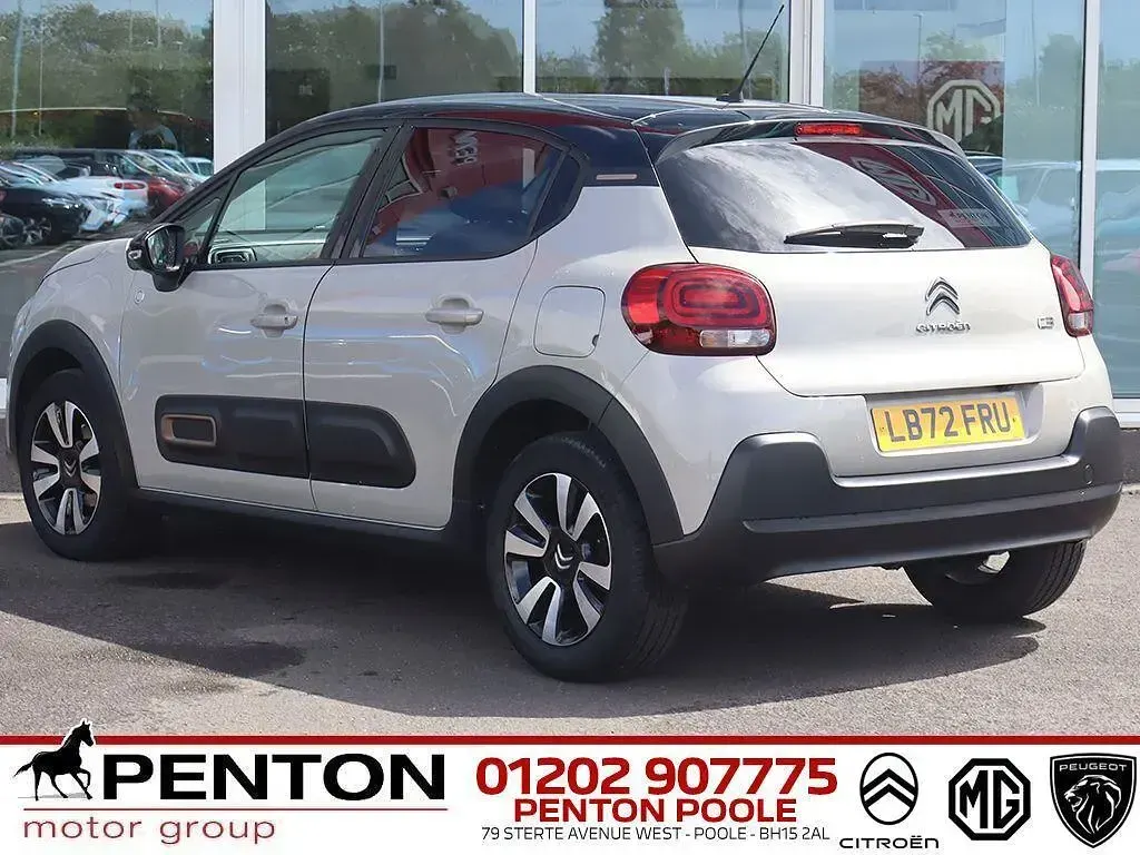 Used Citroën C3 PureTech 82 HP (60 kW) 2022 Beige Hatchback