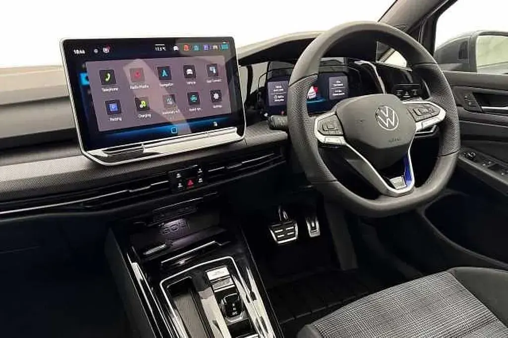 New VW Golf VIII GTE 272 HP (200 kW) 2026 Grey Hatchback