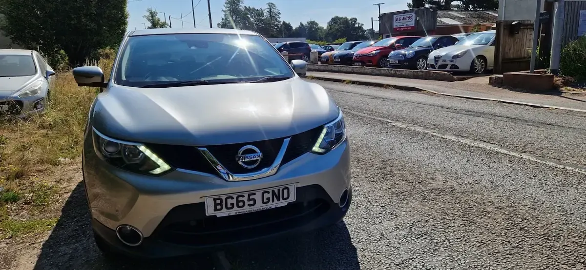 Used Nissan Qashqai N-TEC 110 HP (80 kW) 2015 Silver SUV