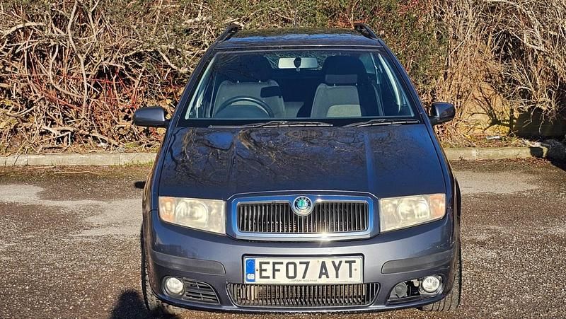 Used Skoda Fabia 80 HP (58 kW) 2007 Grey Estate