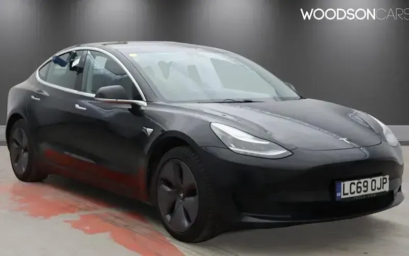 Used Tesla Model 3 Standard Range 180 kW (245 HP) 2021 Sedan