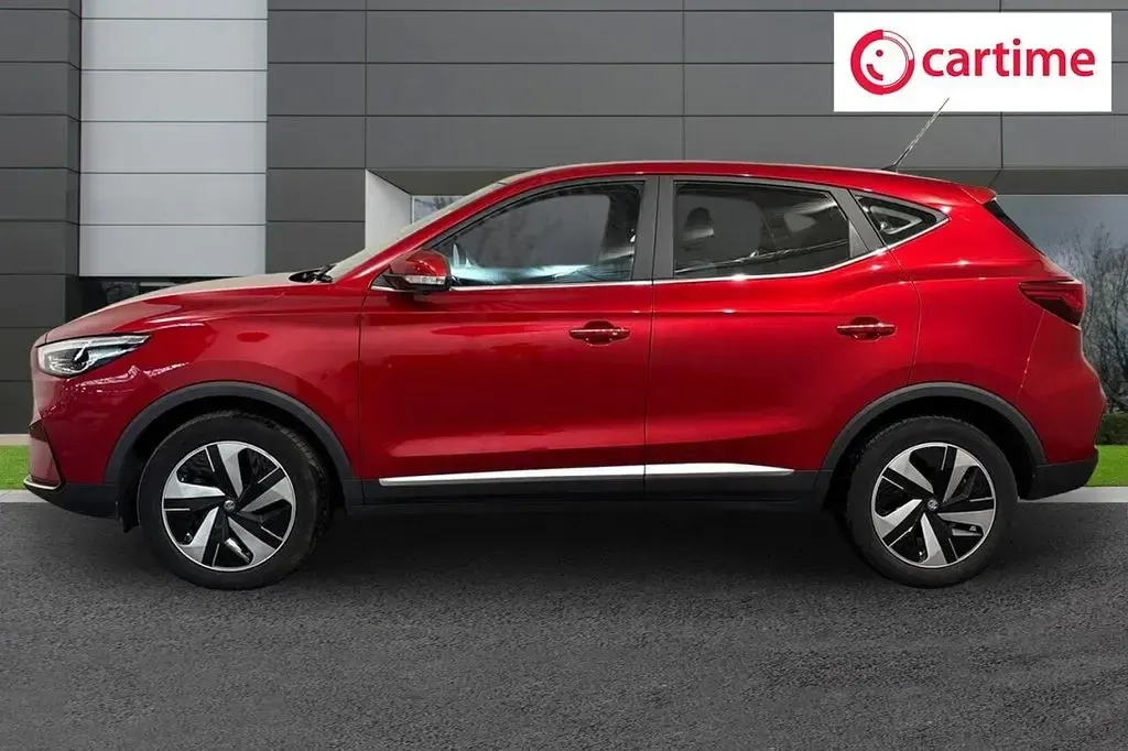 Used MG ZS SE 114 kW (156 HP) 2022 Red SUV