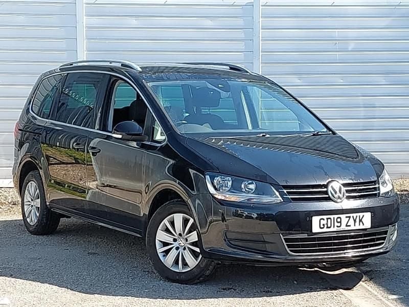 Usado VW Sharan SE 150 HP (110 kW) 2019 Preto Monovolume