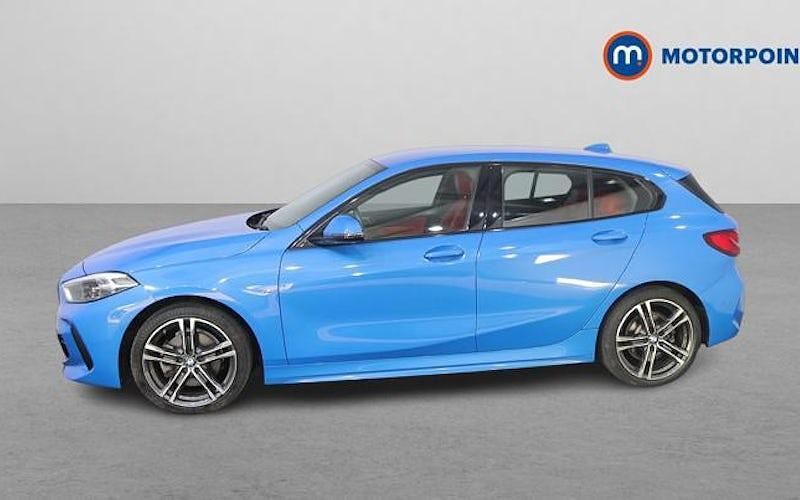 Used BMW 118 M Sport 140 HP (102 kW) 2020 Blue Hatchback