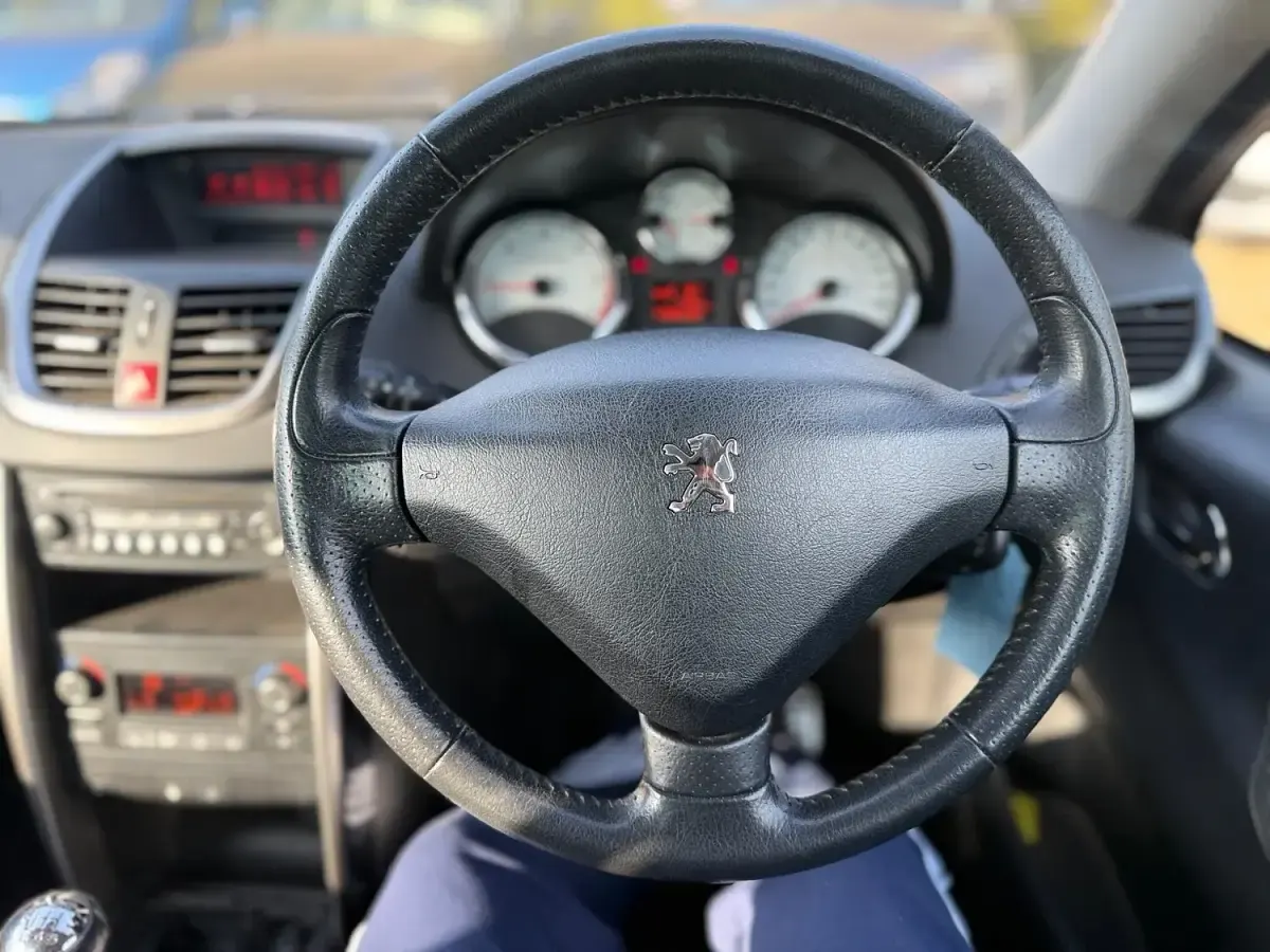Used Peugeot 207 CC GTi 112 HP (82 kW) 2012 Blue Cabriolet