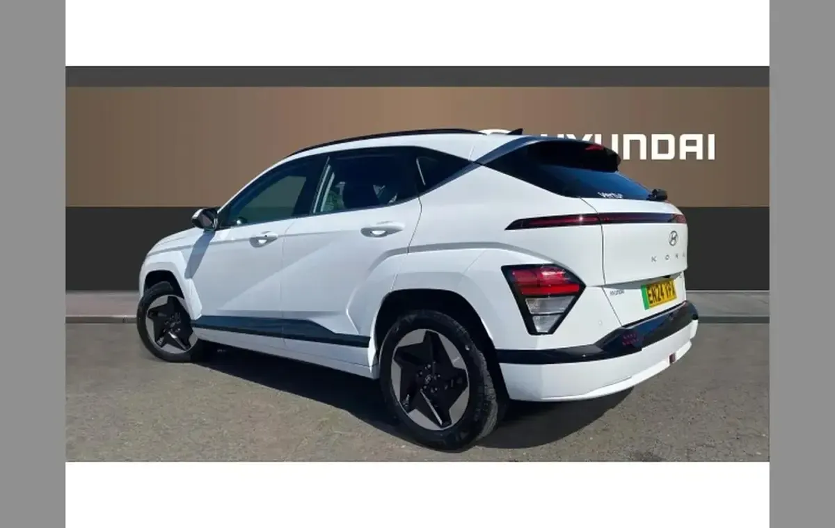 Used Hyundai Kona Advanced 160 kW (218 HP) 2024 White SUV