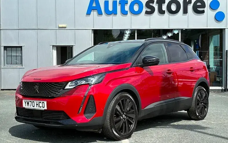 Used Peugeot 3008 Premium 181 HP (133 kW) 2021 SUV