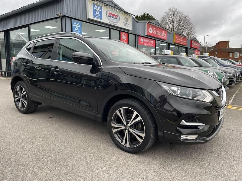 Used Nissan Qashqai N-Connecta 140 HP (102 kW) 2019 Black SUV