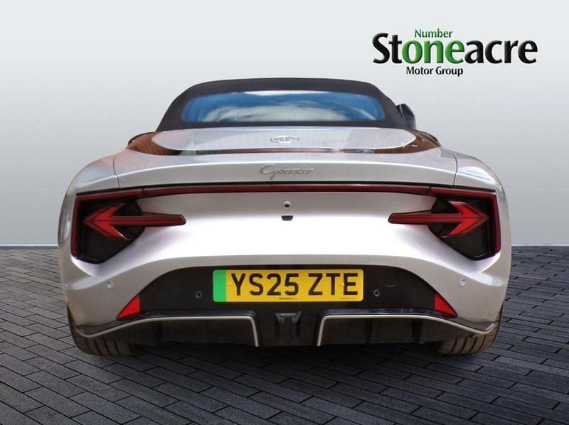 New MG Cyberster Trophy 250 kW (340 HP) 2025 Silver Cabriolet