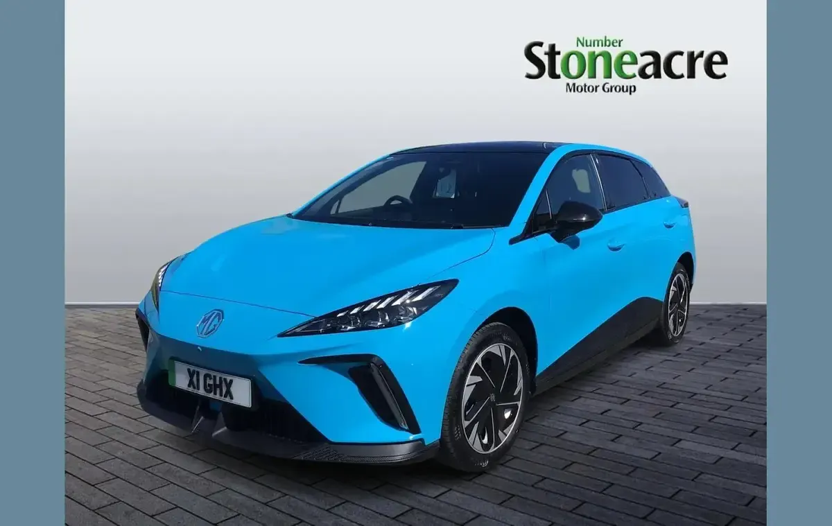 Used MG MG4 EV Trophy 147 kW (200 HP) 2023 Blue Hatchback