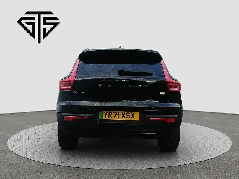 Used Volvo XC40 300 kW (408 HP) 2021 Black SUV