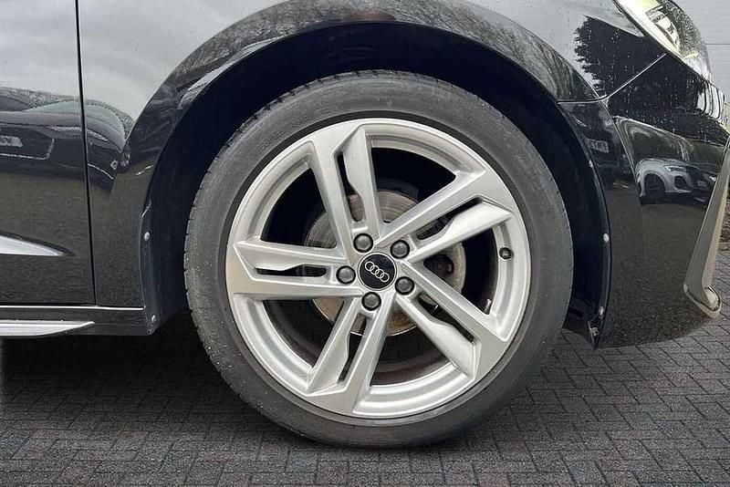 Used Audi A1 S-Line 94 HP (69 kW) 2023 Black SUV