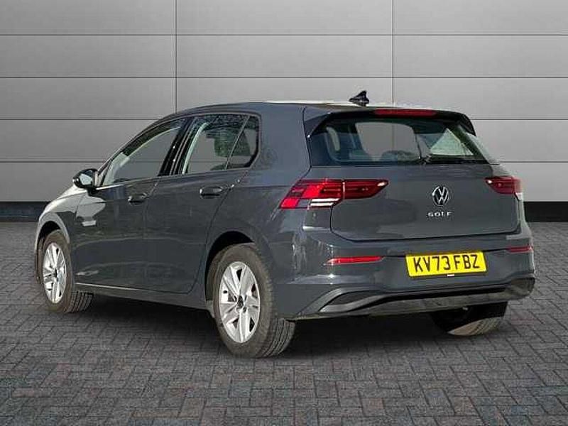 Used VW Golf VIII 130 HP (95 kW) 2023