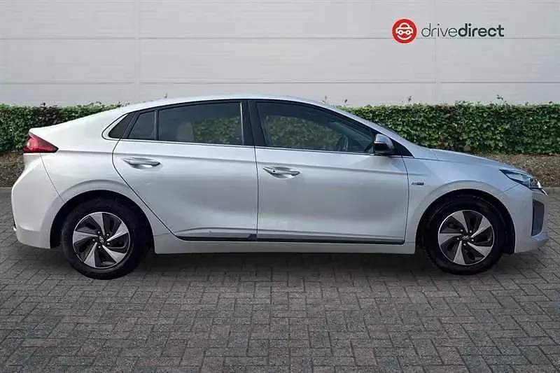 Used Hyundai Ioniq Premium 141 HP (103 kW) 2018 Silver Hatchback