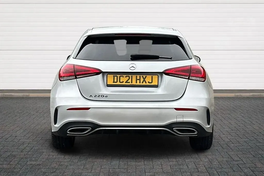 Used Mercedes A190 AMG line 190 HP (139 kW) 2021 Silver Hatchback