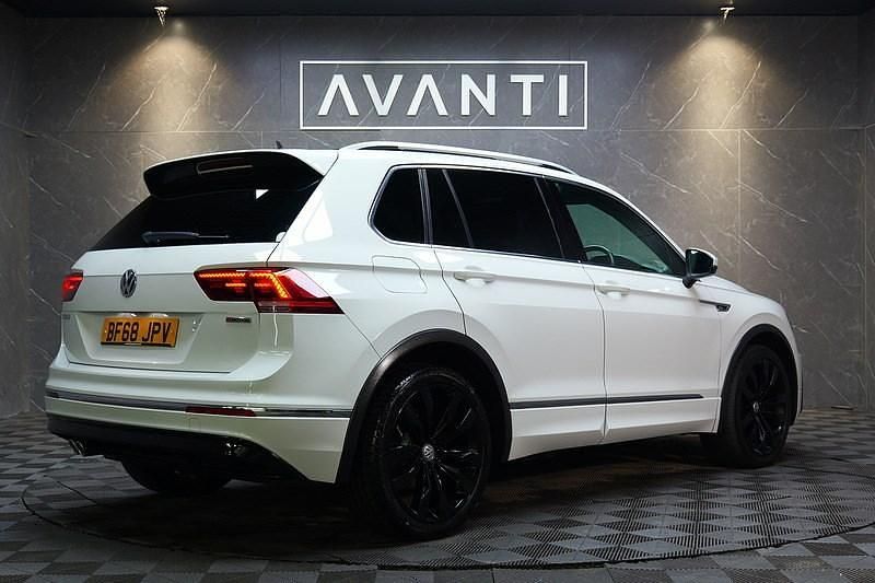 Used VW Tiguan R-line 150 HP (110 kW) 2018 White SUV