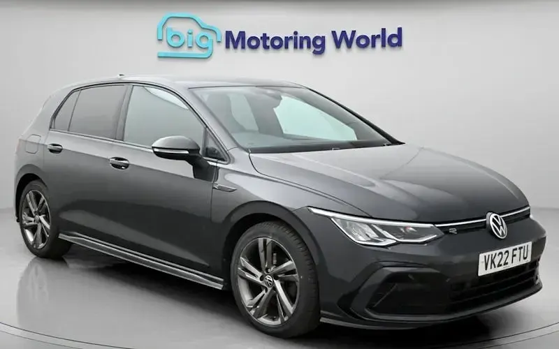 Używany VW Golf VIII R-line 150 KM (110 kW) 2024 Hatchback