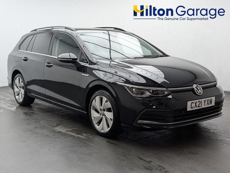 Used VW Golf VIII Style 150 HP (110 kW) 2021 Black Estate
