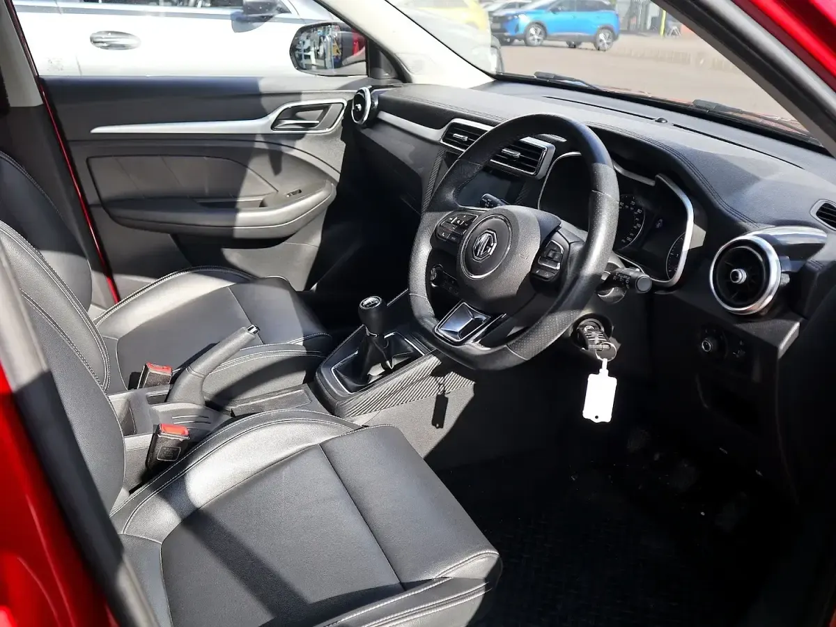 Used MG ZS Exclusive 106 HP (77 kW) 2019 Red SUV