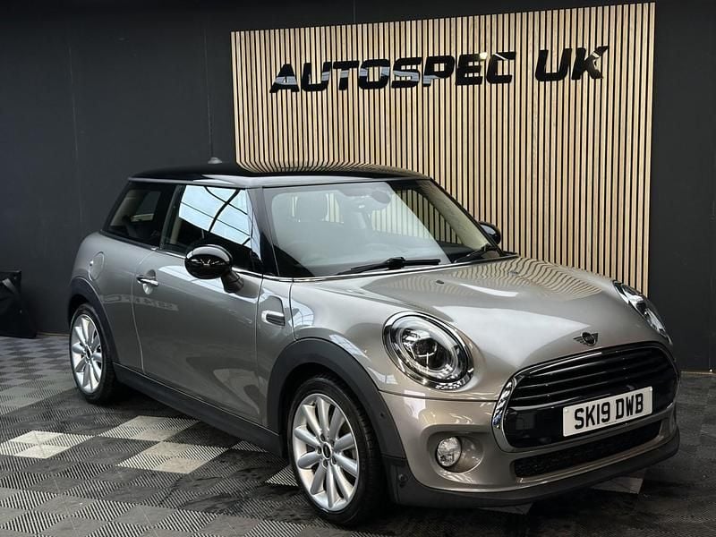 Used Mini Cooper Classic 2019 Silver Hatchback