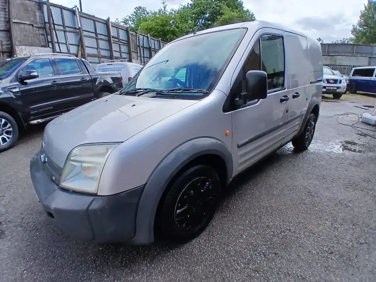 Used Ford Transit Connect 75 HP (55 kW) 2007 Silver MPV