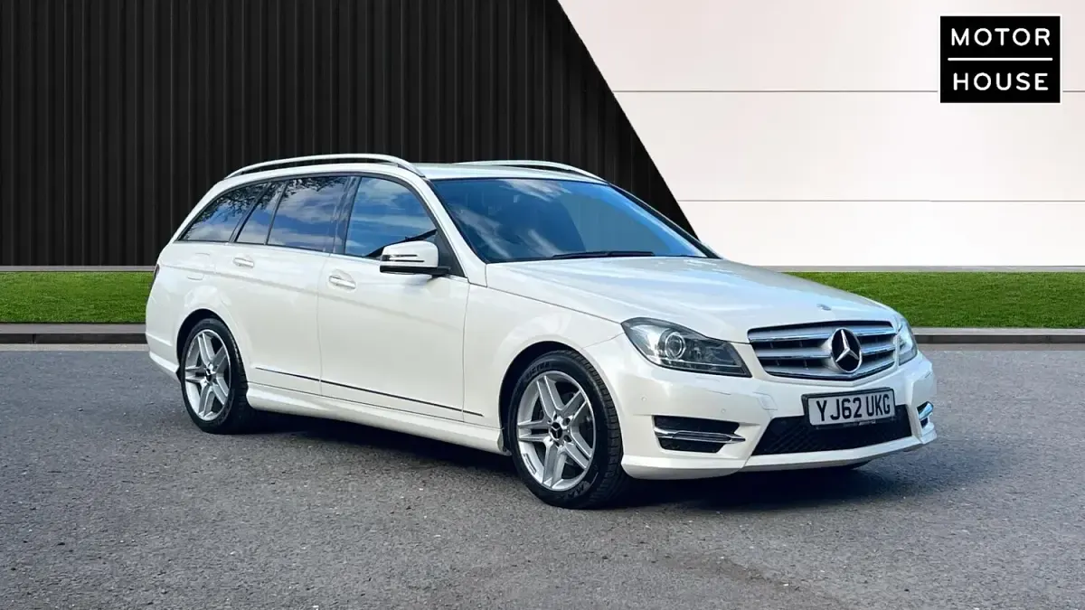 Used Mercedes C200 AMG 2023 White