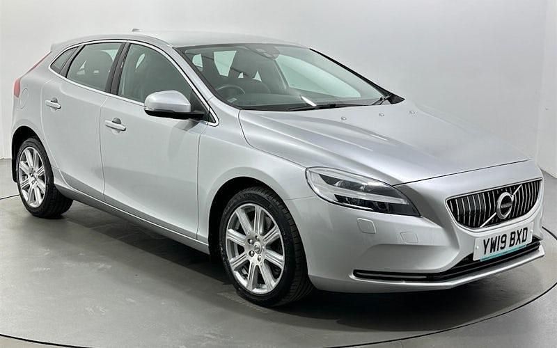 Usado Volvo V40 Inscription 152 HP (111 kW) 2019 Citadino