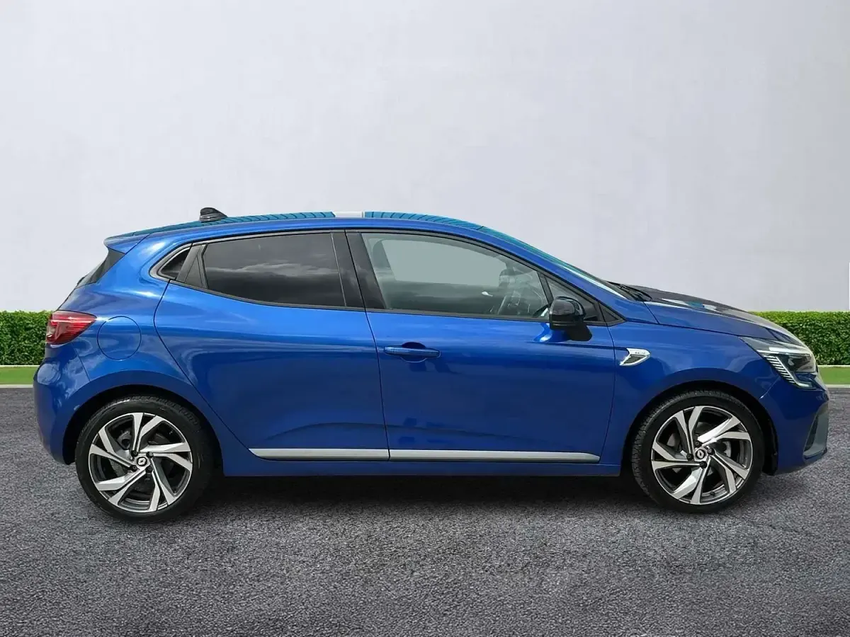 Used Renault Clio RS Line 140 HP (102 kW) 2023 Blue Hatchback